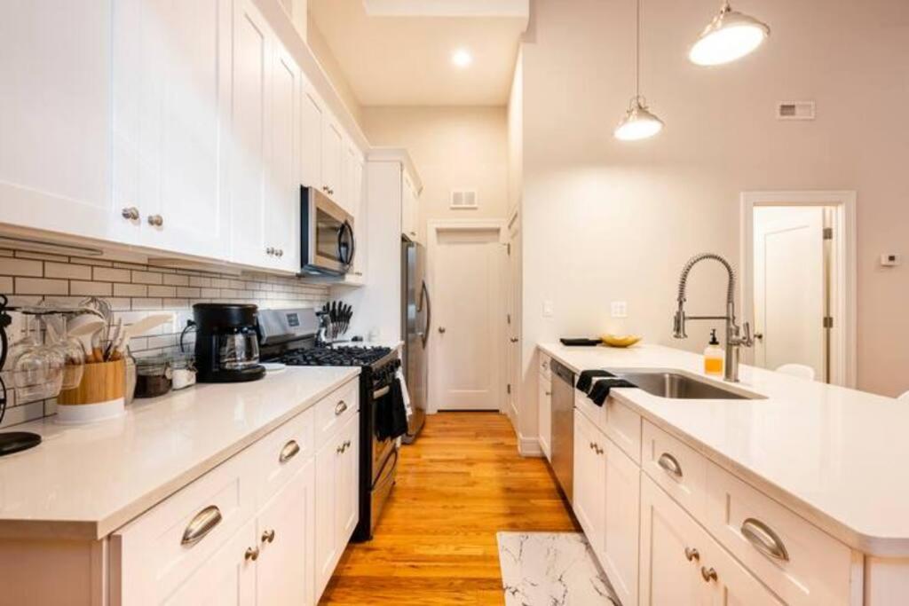 Luxurious Downtown 3 Bed 2 Bth Apartment ชิคาโก ภายนอก รูปภาพ
