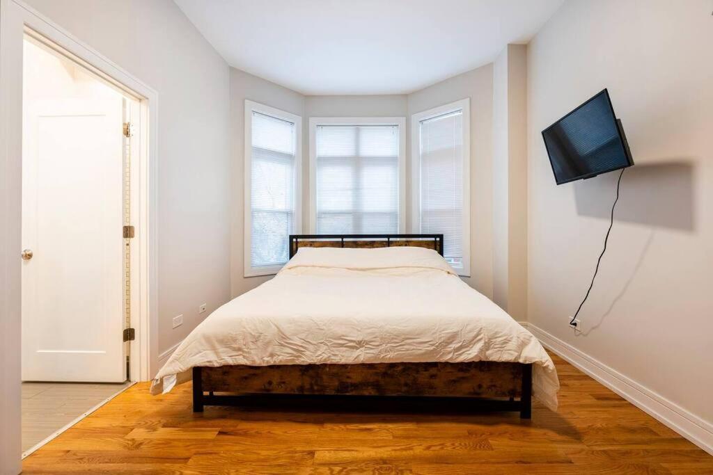 Luxurious Downtown 3 Bed 2 Bth Apartment ชิคาโก ภายนอก รูปภาพ